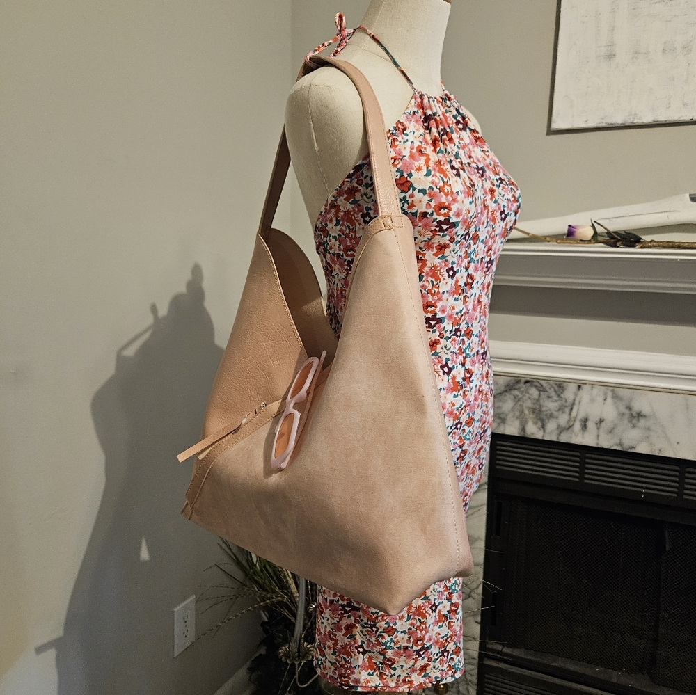 ✨ LN Hobo Style shoulder bag! Blush Pink - Picture 6 of 13